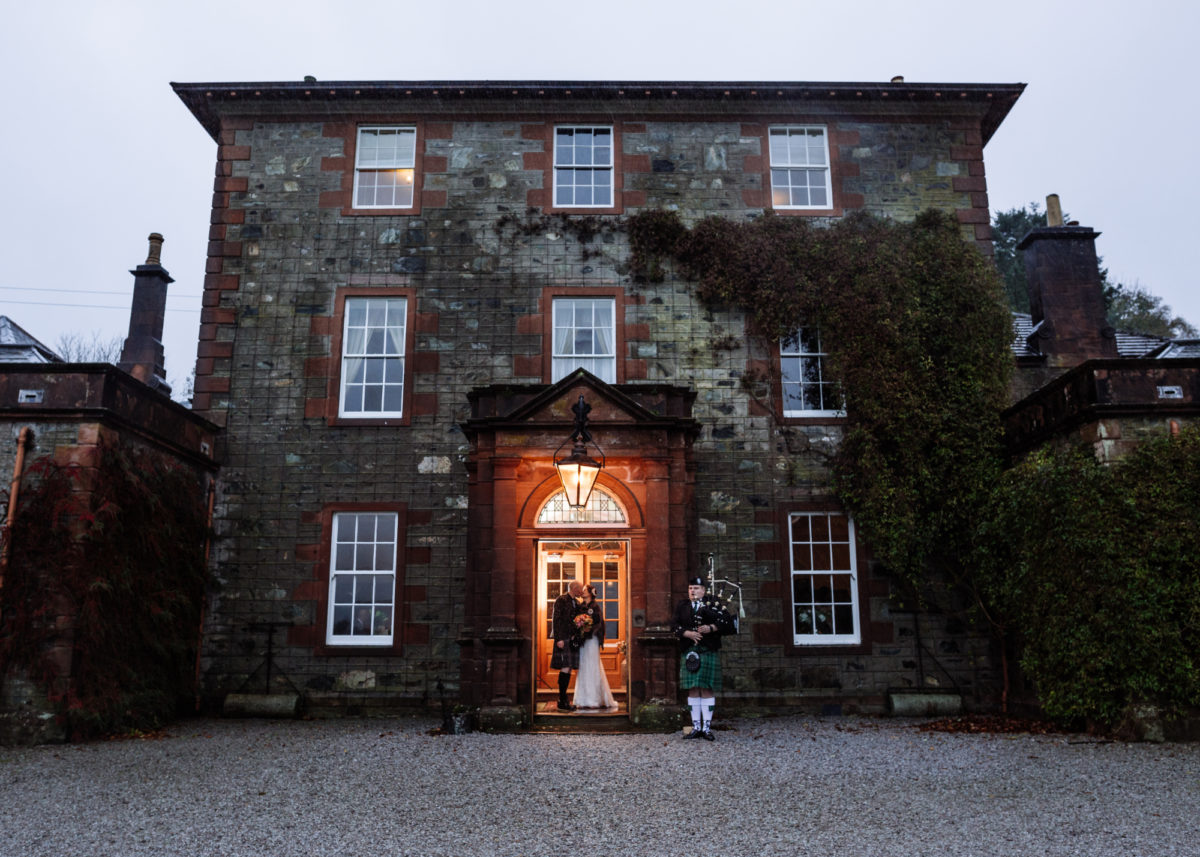 Wedding Piper at Mabie House